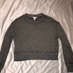 No Boundaries Grey Cropped Sweatshirt